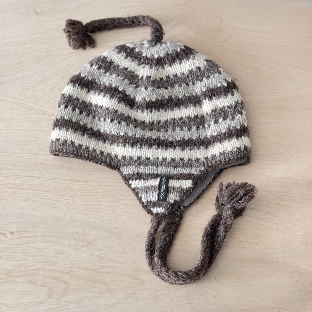 Everest Designs Wool Sherpa Earflap Beanie Knit Cap Fleece Lined Brown Gray
